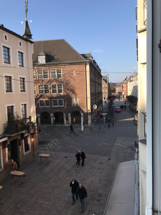 Avi Deluxe Altstadt Apart Lägenhet Düsseldorf Exteriör bild